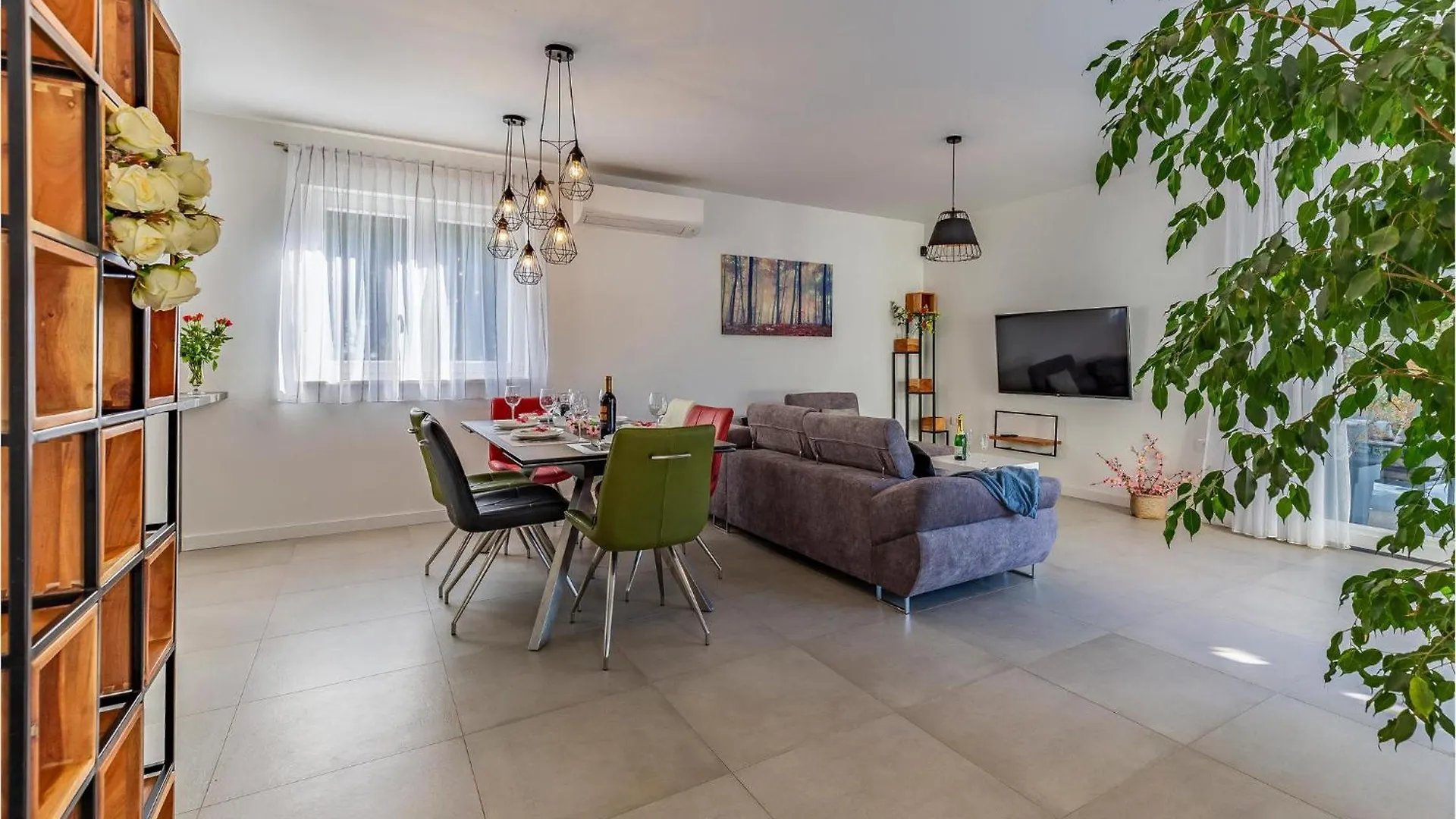 Beautiful Home In Medulin With Wifi 0*,  Croatia